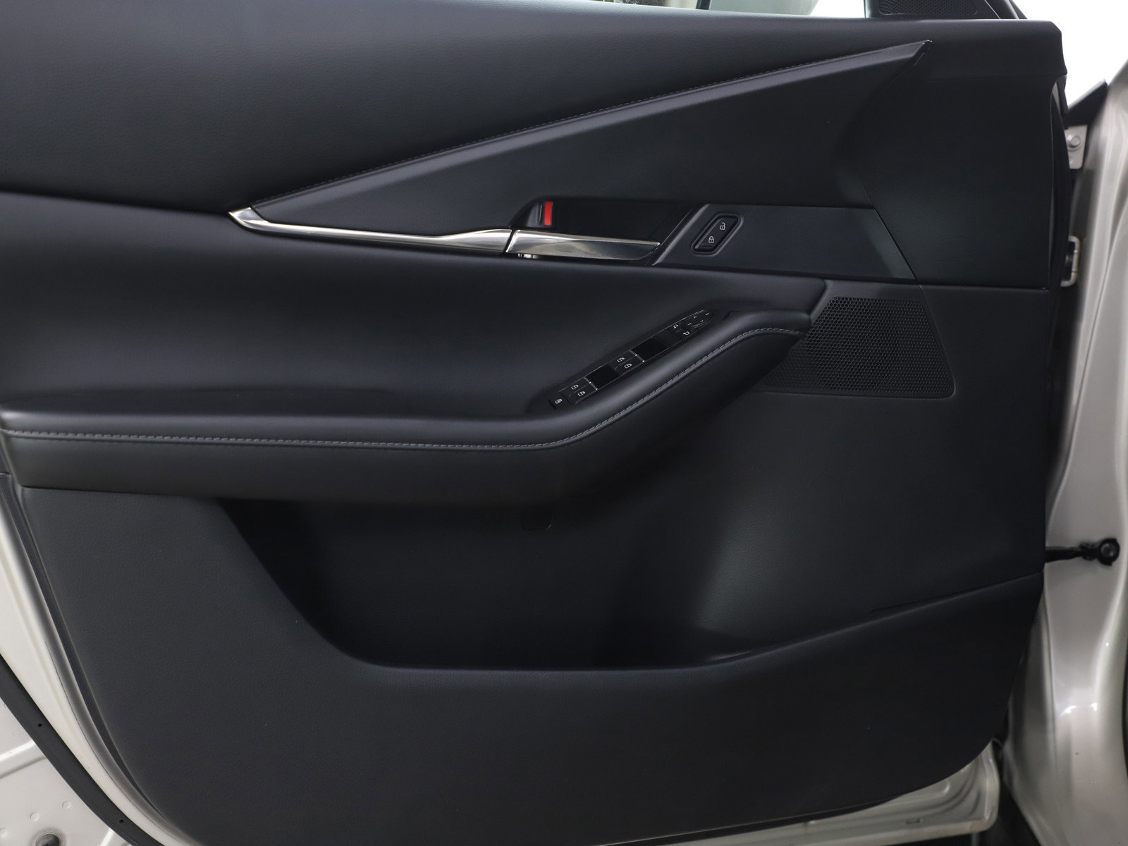 Used 2023 MAZDA CX-30 AWD 2.5 S w/ Preferred Package image 18