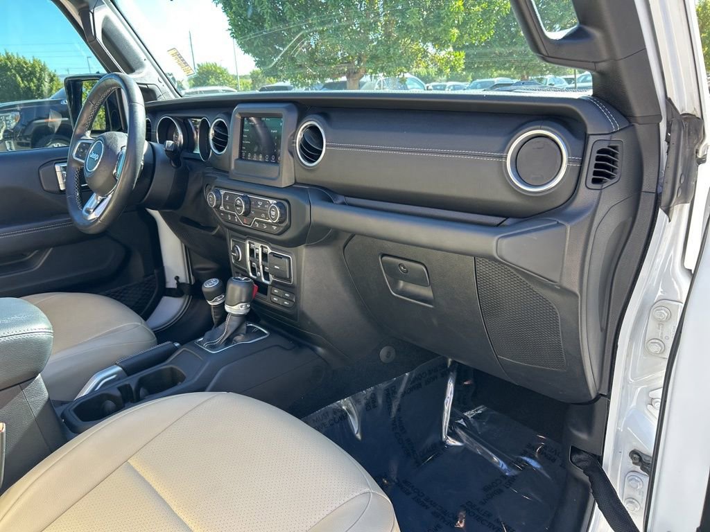 Used 2019 Jeep Wrangler Unlimited Sahara w/ Safety Group image 42