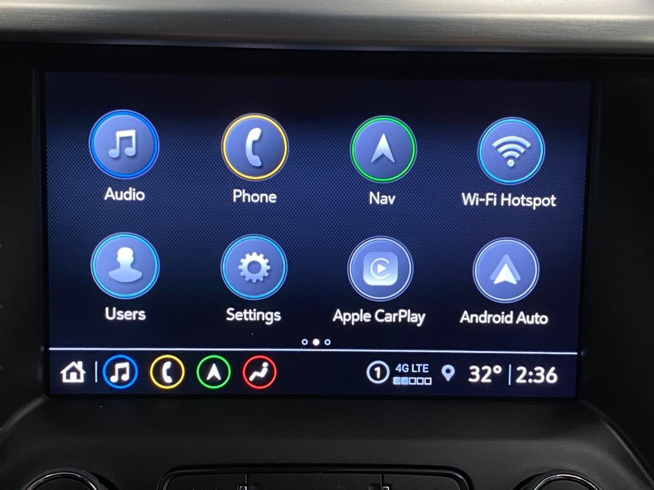 Used 2023 GMC Acadia SLT w/ Preferred Package image 22