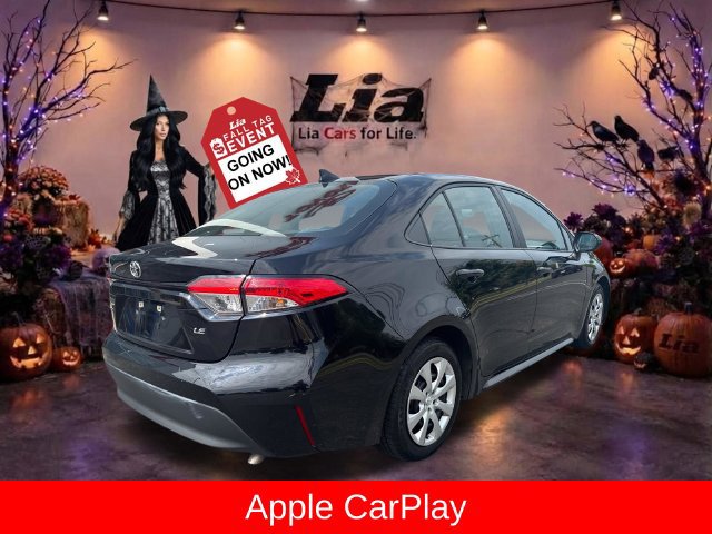 Used 2024 Toyota Corolla LE FWD image 3