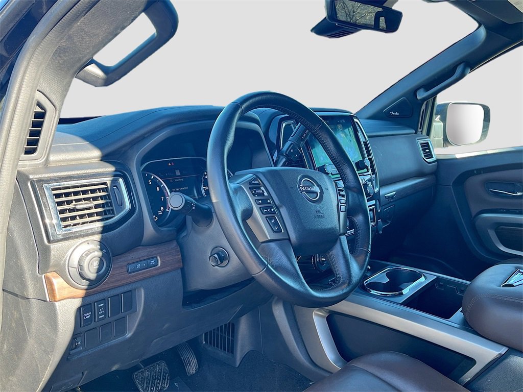 Used 2024 Nissan Titan Platinum Reserve w/ Moonroof Package image 9