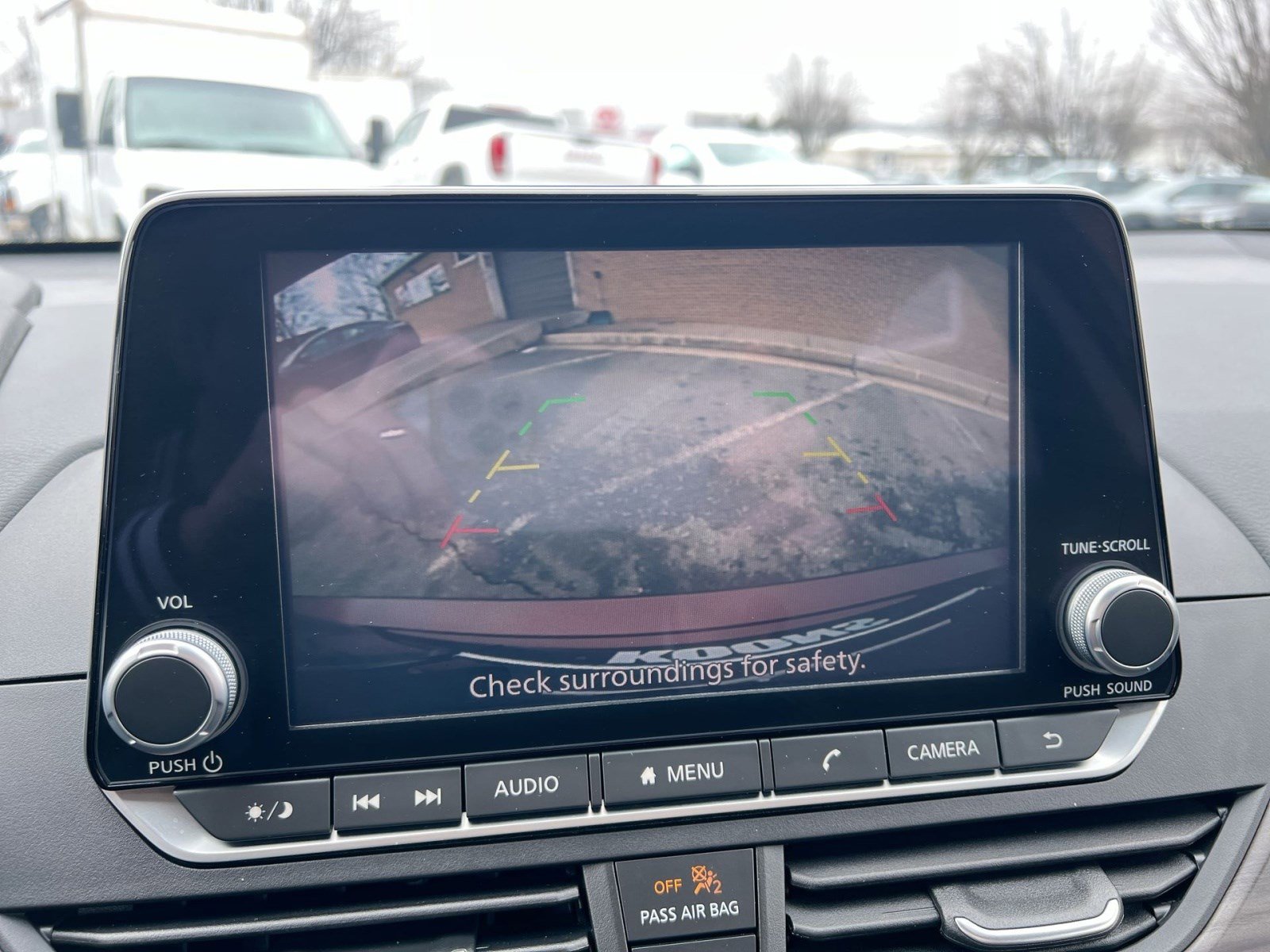 Used 2025 Nissan Altima 2.5 SV image 19