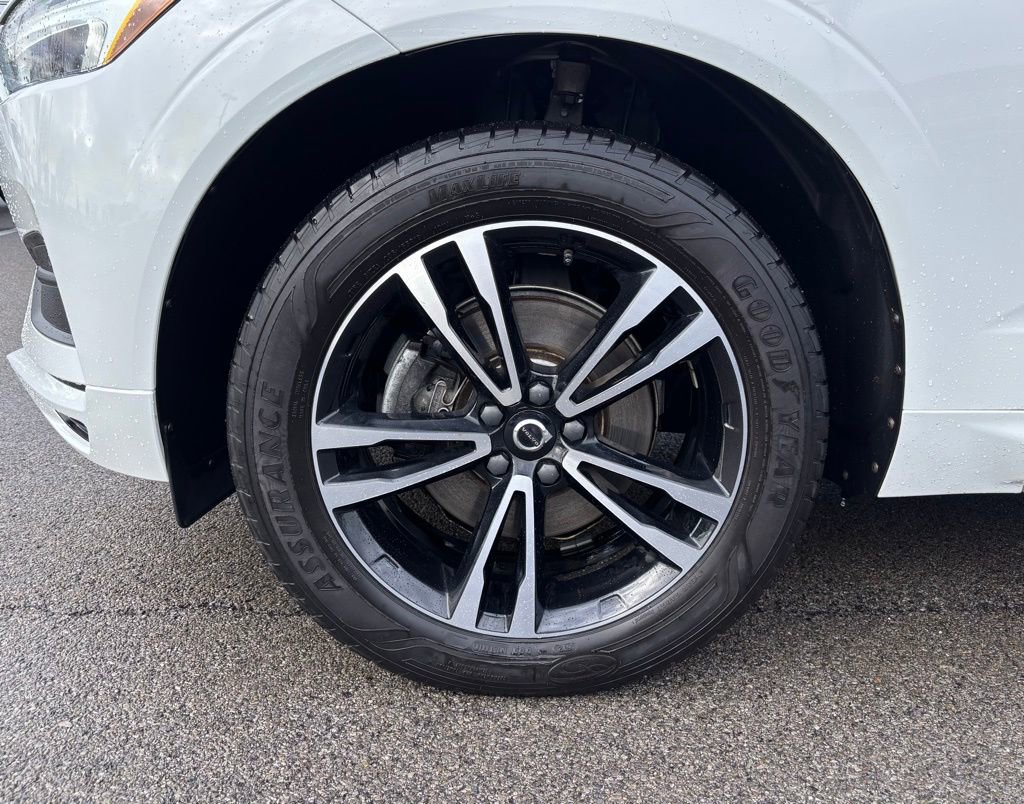 Used 2020 Volvo XC60 T5 Momentum image 31