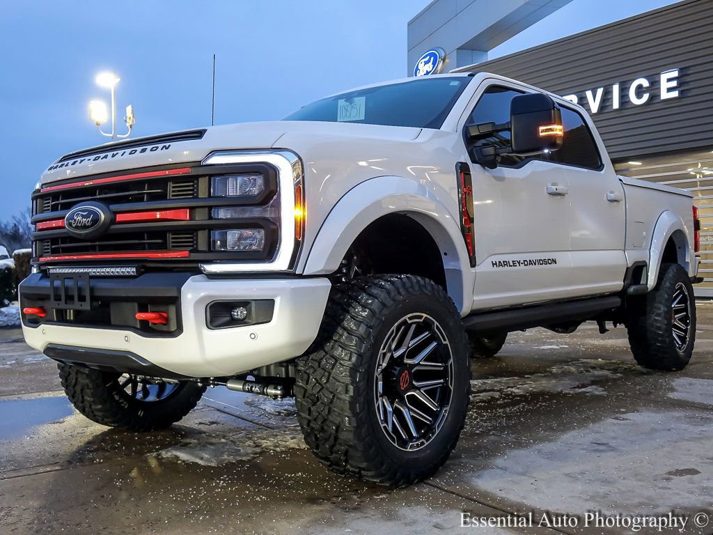 New 2026 Ford F250 Lariat w/ Black Appearance Package image 2