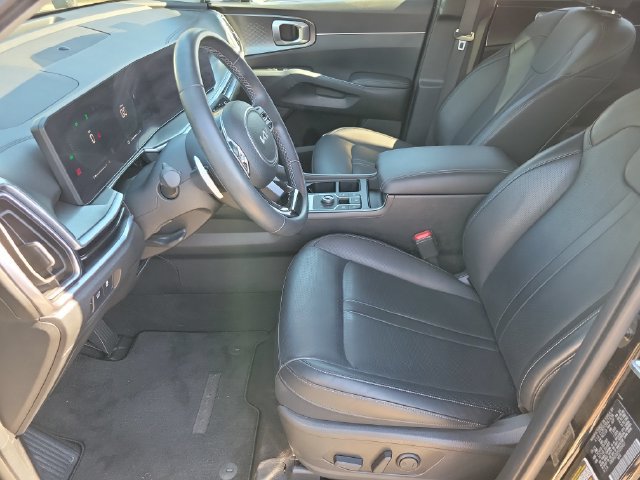 Used 2025 Kia Sorento EX AWD/4WD image 12