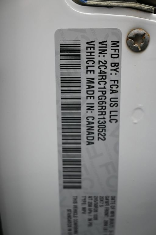 Used 2024 Chrysler Pacifica Pinnacle image 34