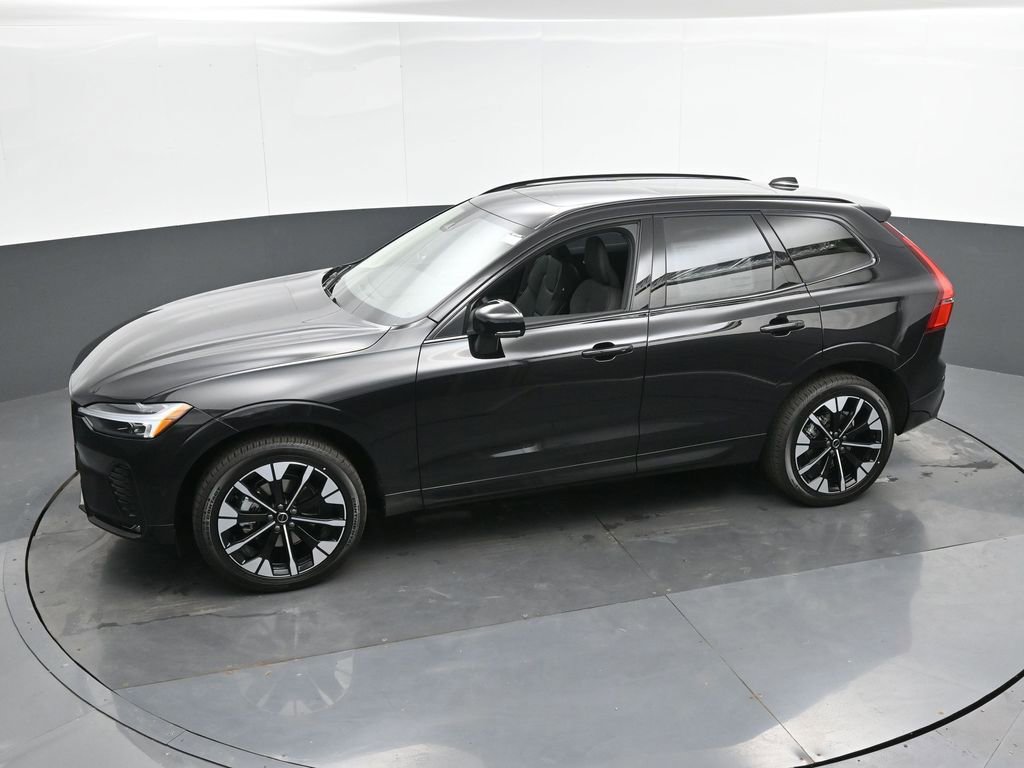 New 2026 Volvo XC60 B5 Plus w/ Protection Package Premier image 36