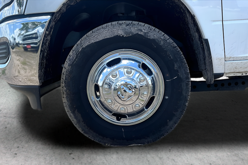 New 2024 RAM 3500 Tradesman w/ Chrome Appearance Group AWD/4WD image 11