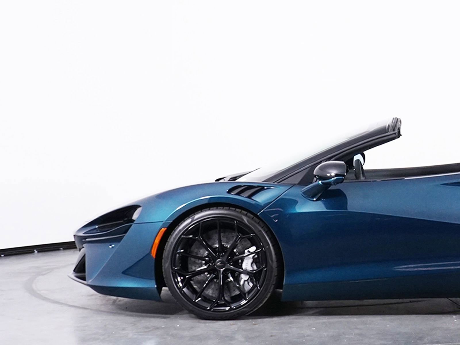 New 2026 McLaren Artura Spider image 14