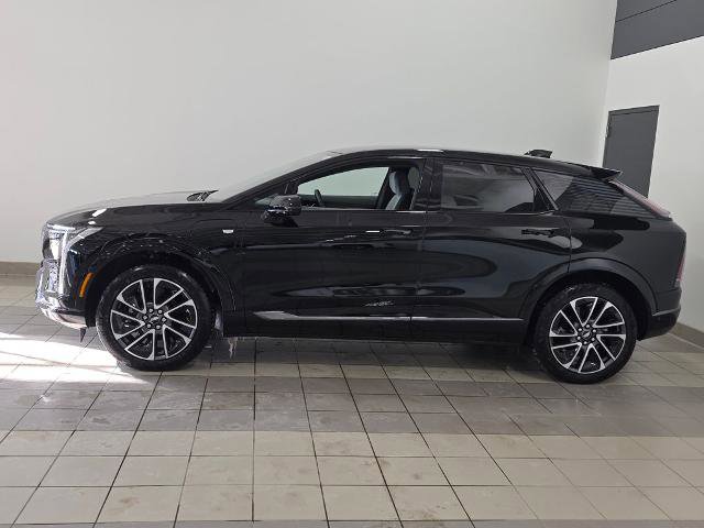 New 2026 Cadillac Optiq Sport 1 image 2