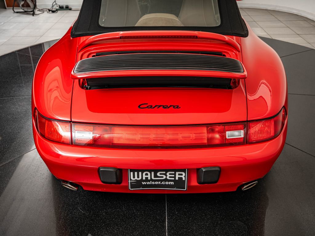Used 1995 Porsche 911 Carrera RWD image 29