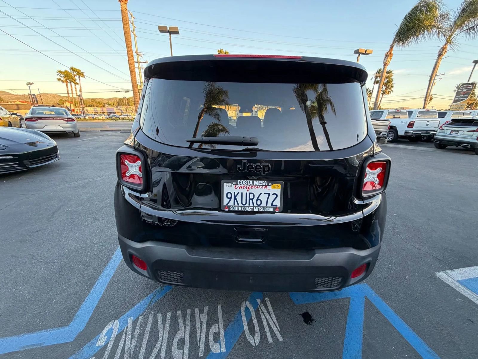 Used 2023 Jeep Renegade Latitude image 7