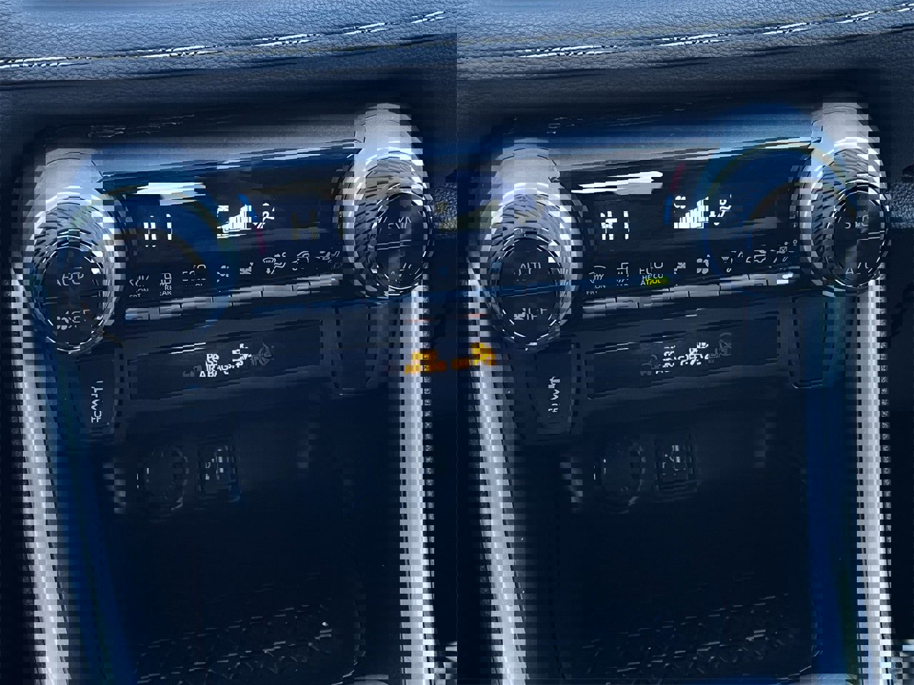 Used 2024 Toyota RAV4 XLE image 18