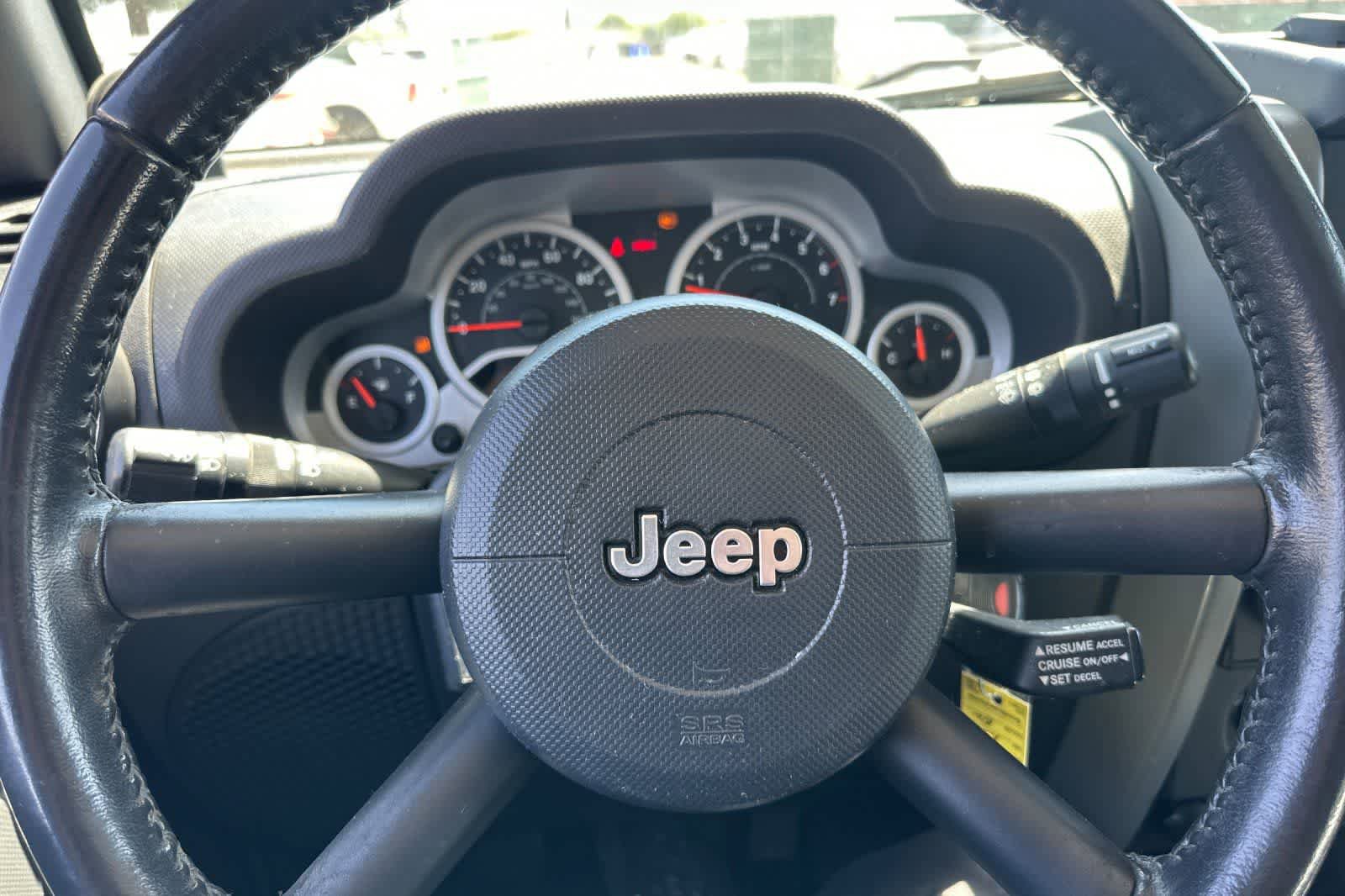 Used 2007 Jeep Wrangler Rubicon w/ Dual Top Group AWD/4WD image 21