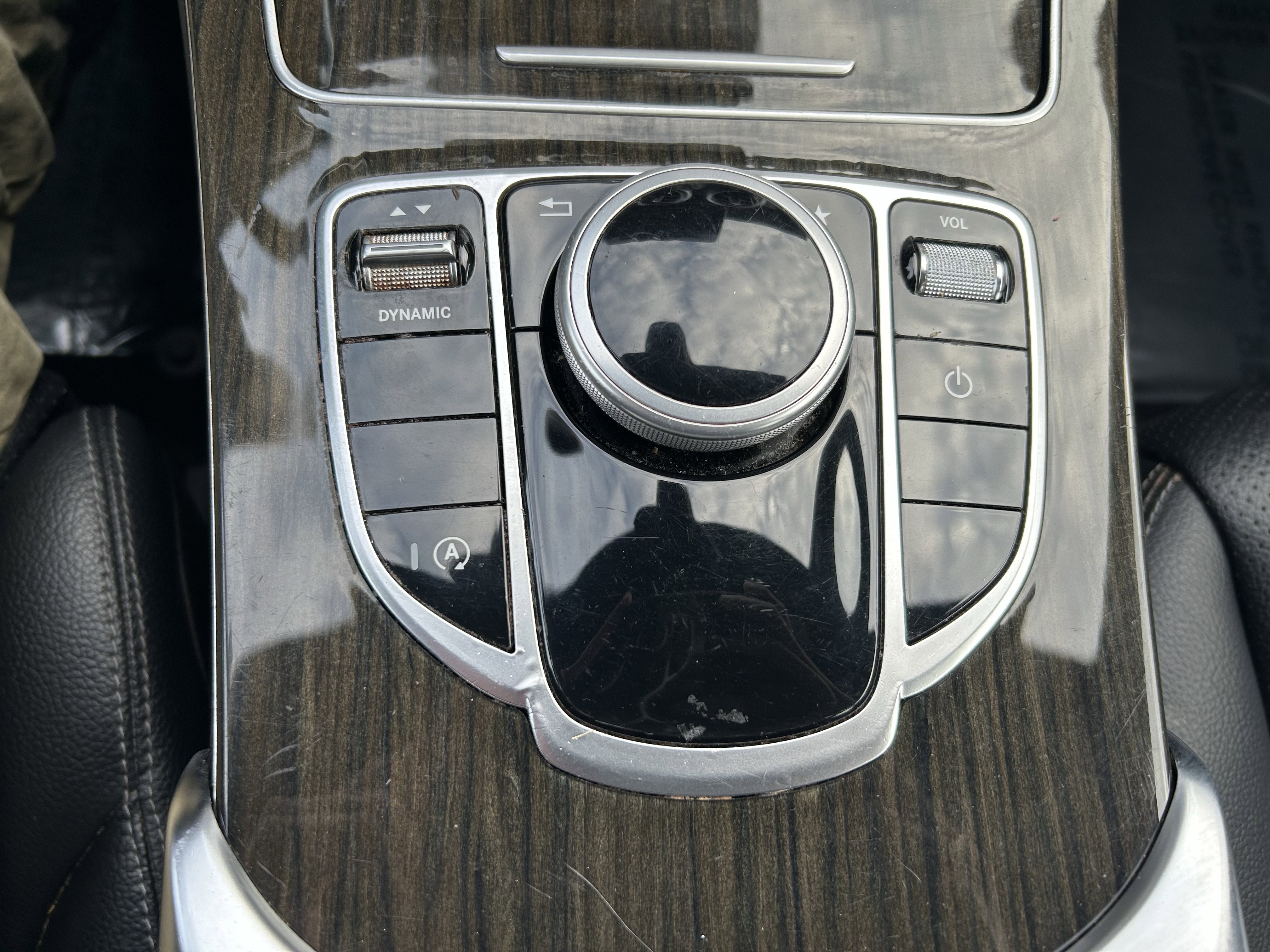 Used 2018 Mercedes-Benz C 300 4MATIC Sedan image 16