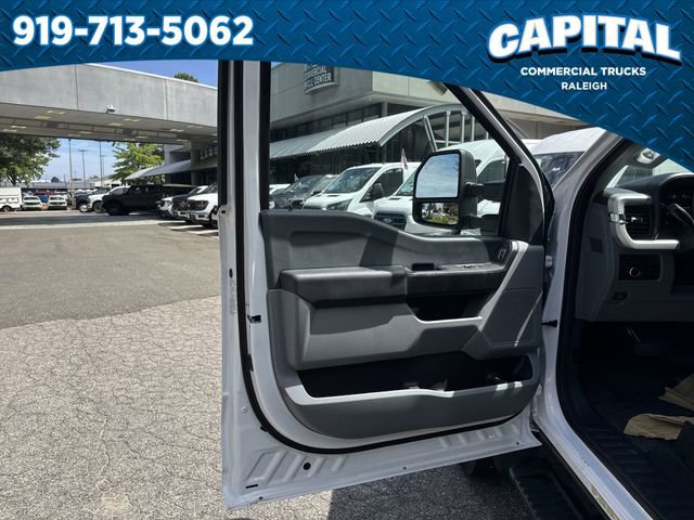 New 2025 Ford F550 2WD Regular Cab Super Duty image 19