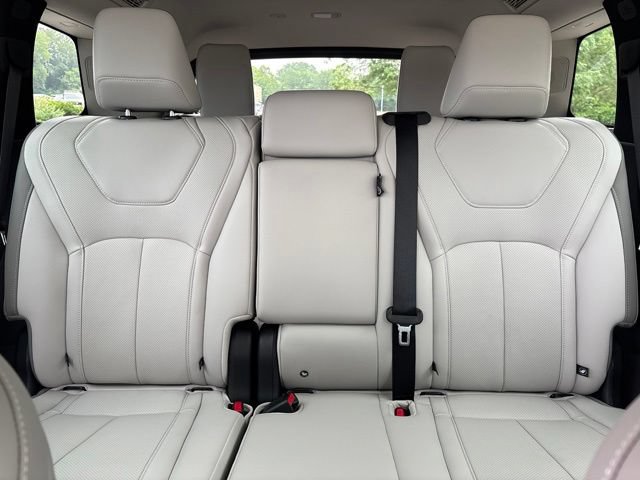 New 2027 INFINITI QX60 Luxe w/ Cargo Package AWD/4WD image 25