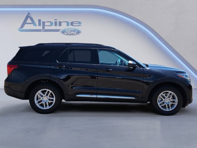 Used 2025 Ford Explorer Active AWD/4WD image 6