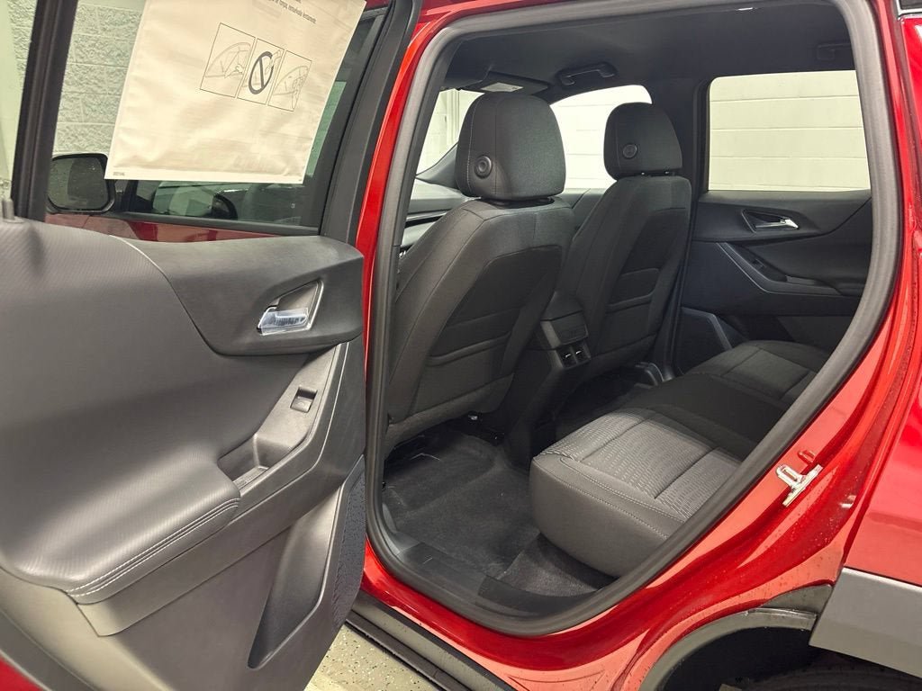 New 2027 Chevrolet Equinox LT w/ Safety and Technology Package AWD/4WD image 29