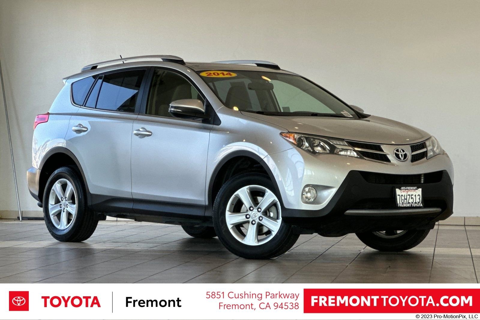 Used 2014 Toyota RAV4 XLE image 1