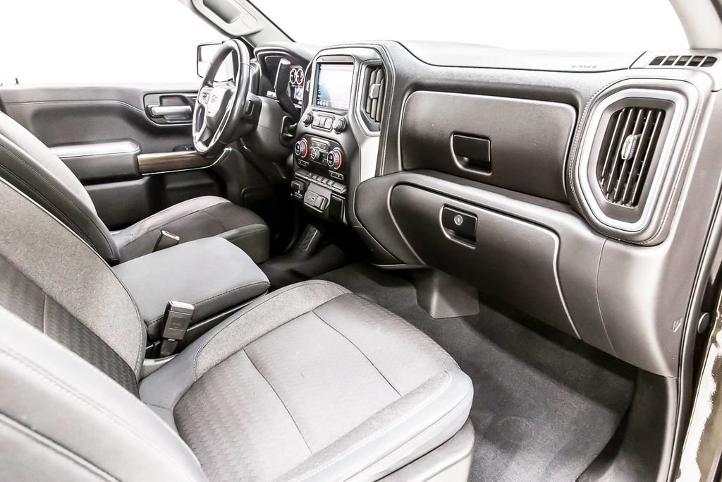 Used 2019 Chevrolet Silverado 1500 LT Trail Boss w/ Convenience Package AWD/4WD image 34