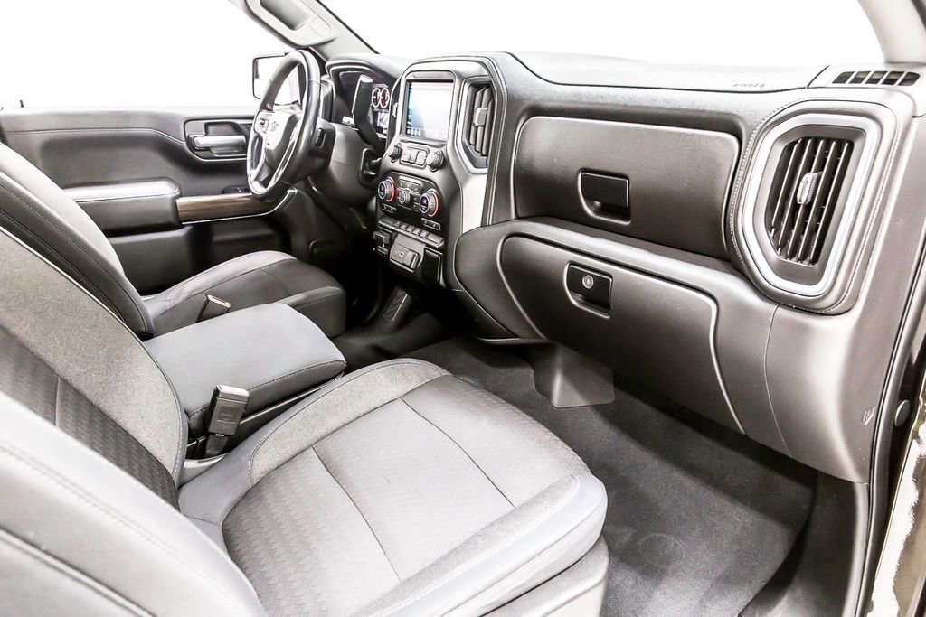 Used 2019 Chevrolet Silverado 1500 LT Trail Boss w/ Convenience Package AWD/4WD image 34
