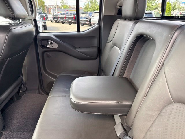 Used 2020 Nissan Frontier PRO-4X w/ Pro-4x Utility Package AWD/4WD image 16