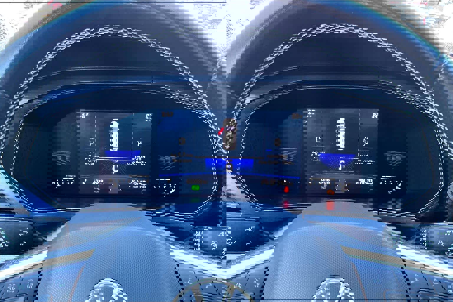 Used 2023 Volkswagen Taos SE w/ Panoramic Sunroof Package image 26