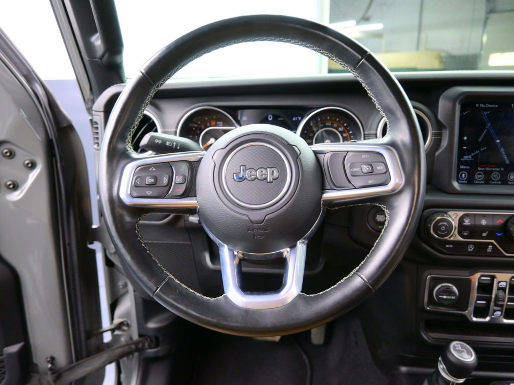 Used 2022 Jeep Wrangler Unlimited Sahara w/ Cold Weather Group image 12