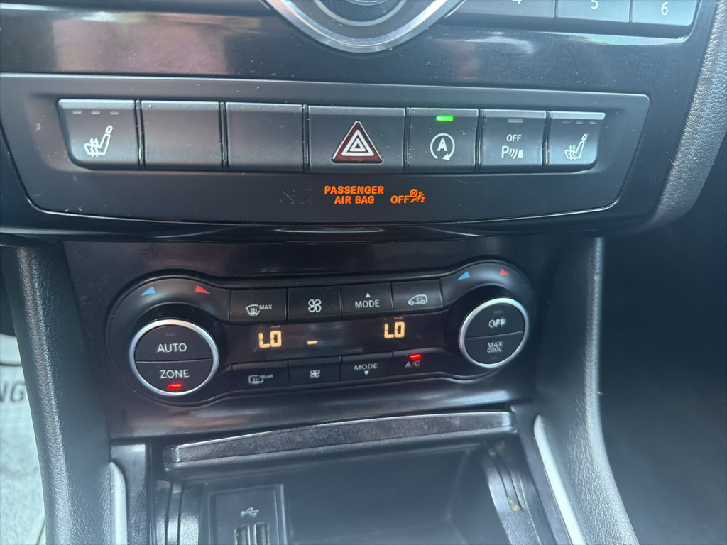 Used 2018 INFINITI QX30 Premium w/ Navigation Package AWD/4WD image 20