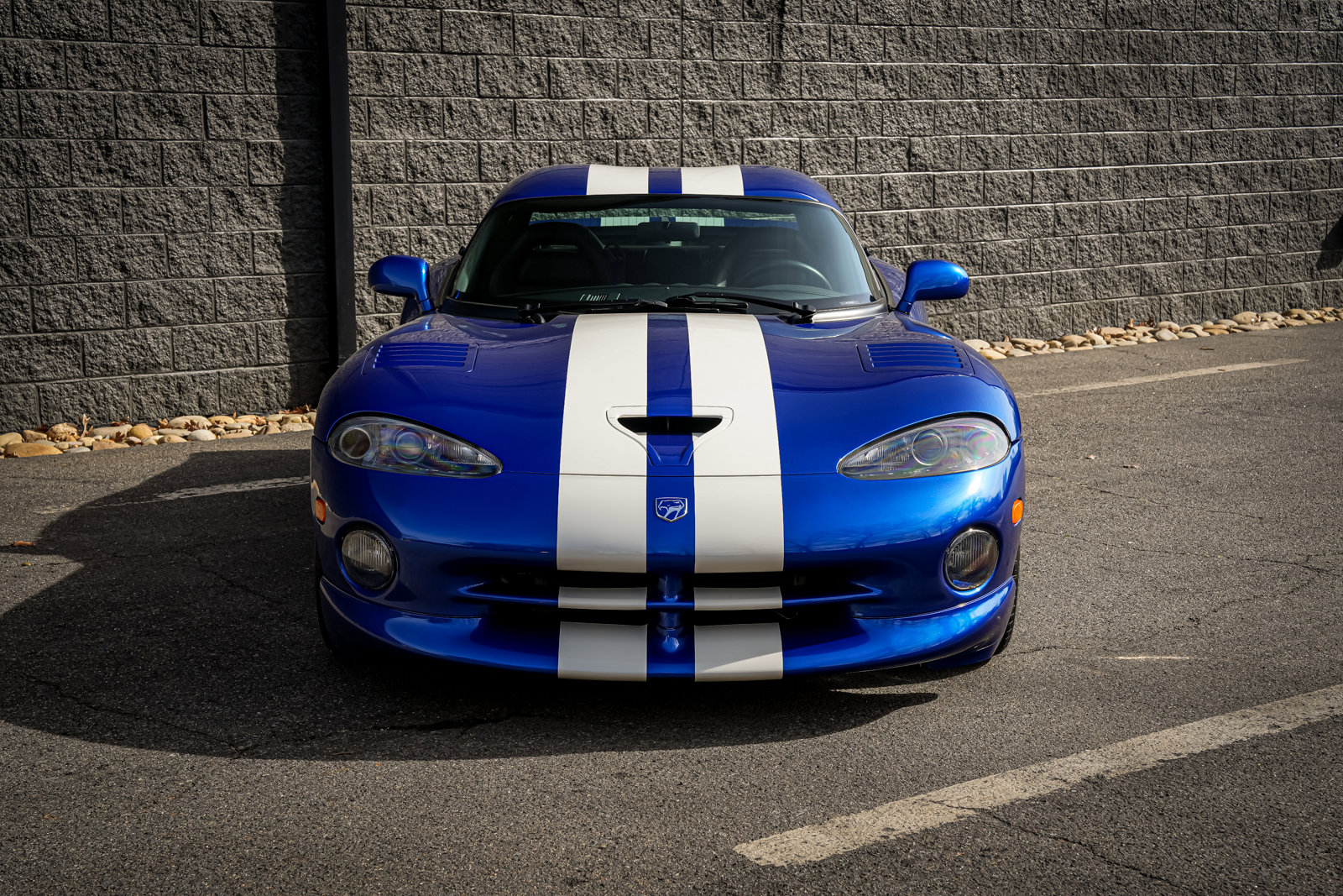 Used 1997 Dodge Viper GTS image 3