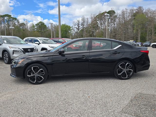 Certified 2023 Nissan Altima 2.5 SR w/ SR Premium Package image 5