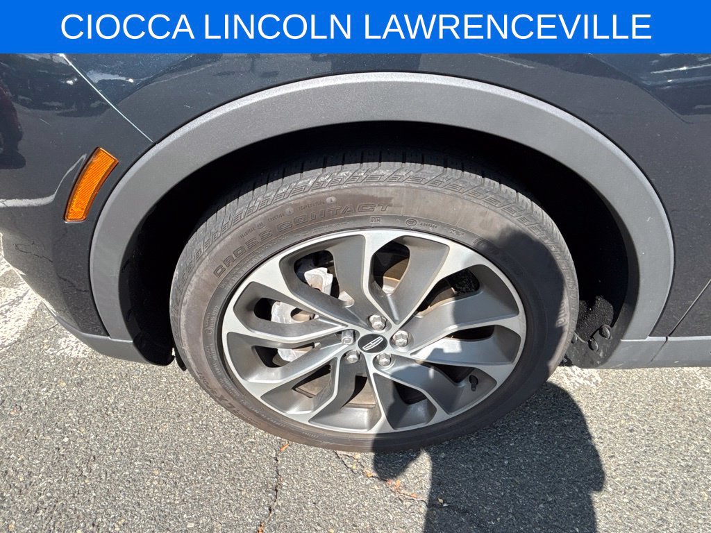 Used 2023 Lincoln Nautilus Reserve w/ Cargo Utility Package AWD/4WD image 8