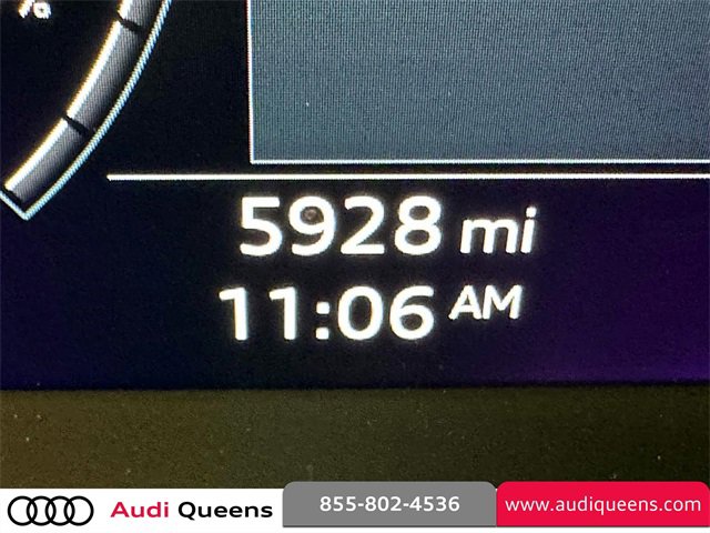 Used 2024 Audi Q4 e-tron Premium Plus image 33