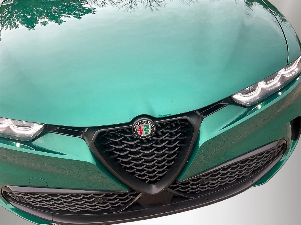 Used 2024 Alfa Romeo Tonale Veloce AWD/4WD image 33