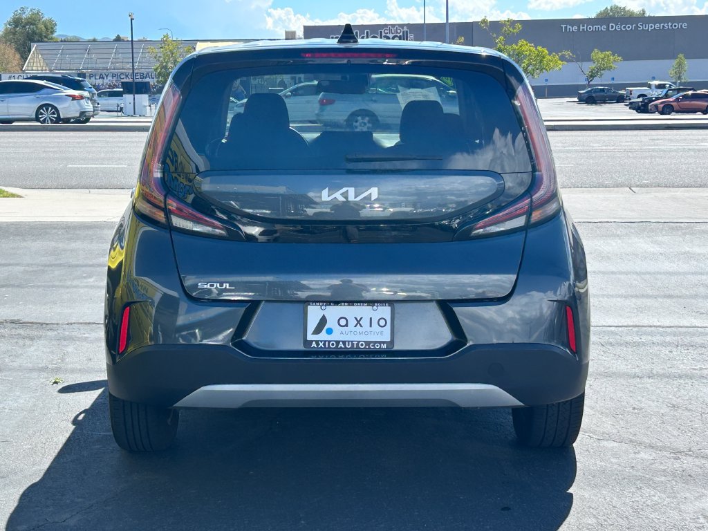 Used 2024 Kia Soul LX w/ Option Group 015 FWD image 5