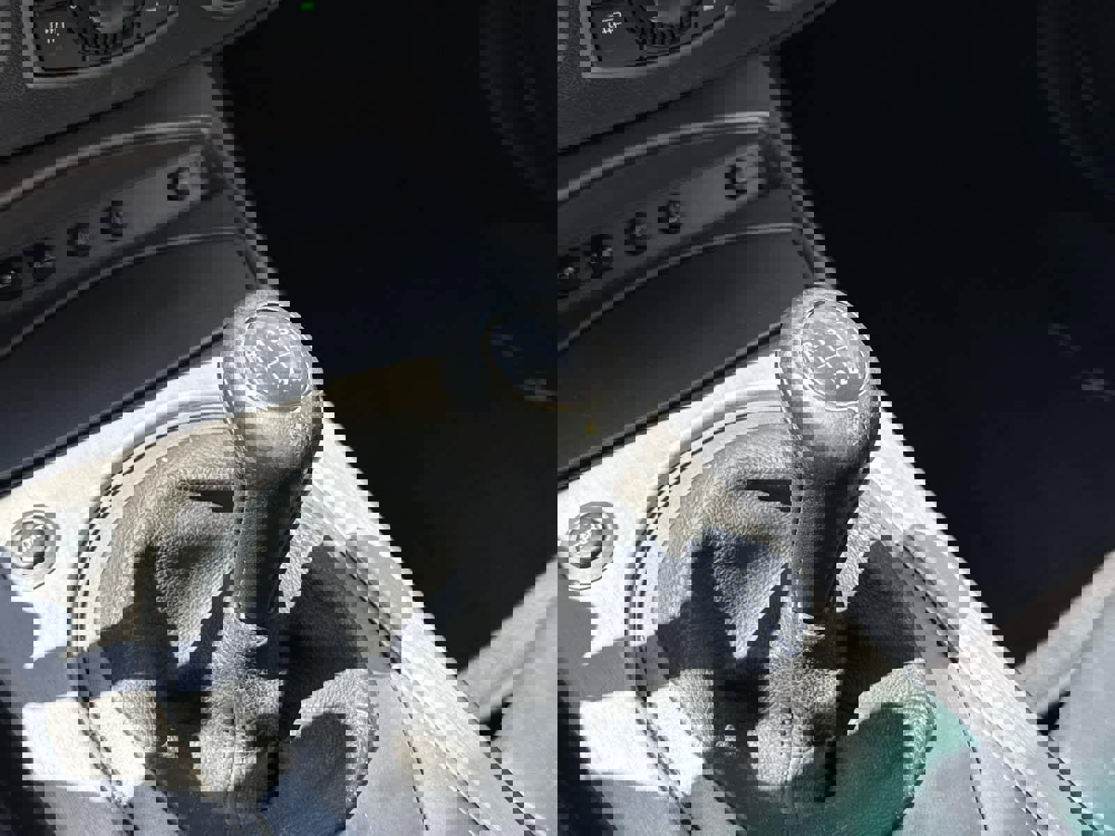 Used 2004 BMW Z4 2.5i image 23