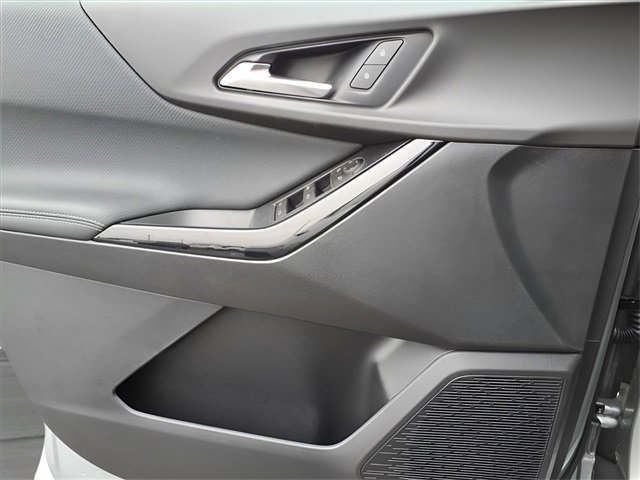 New 2026 Chevrolet Equinox LT image 14