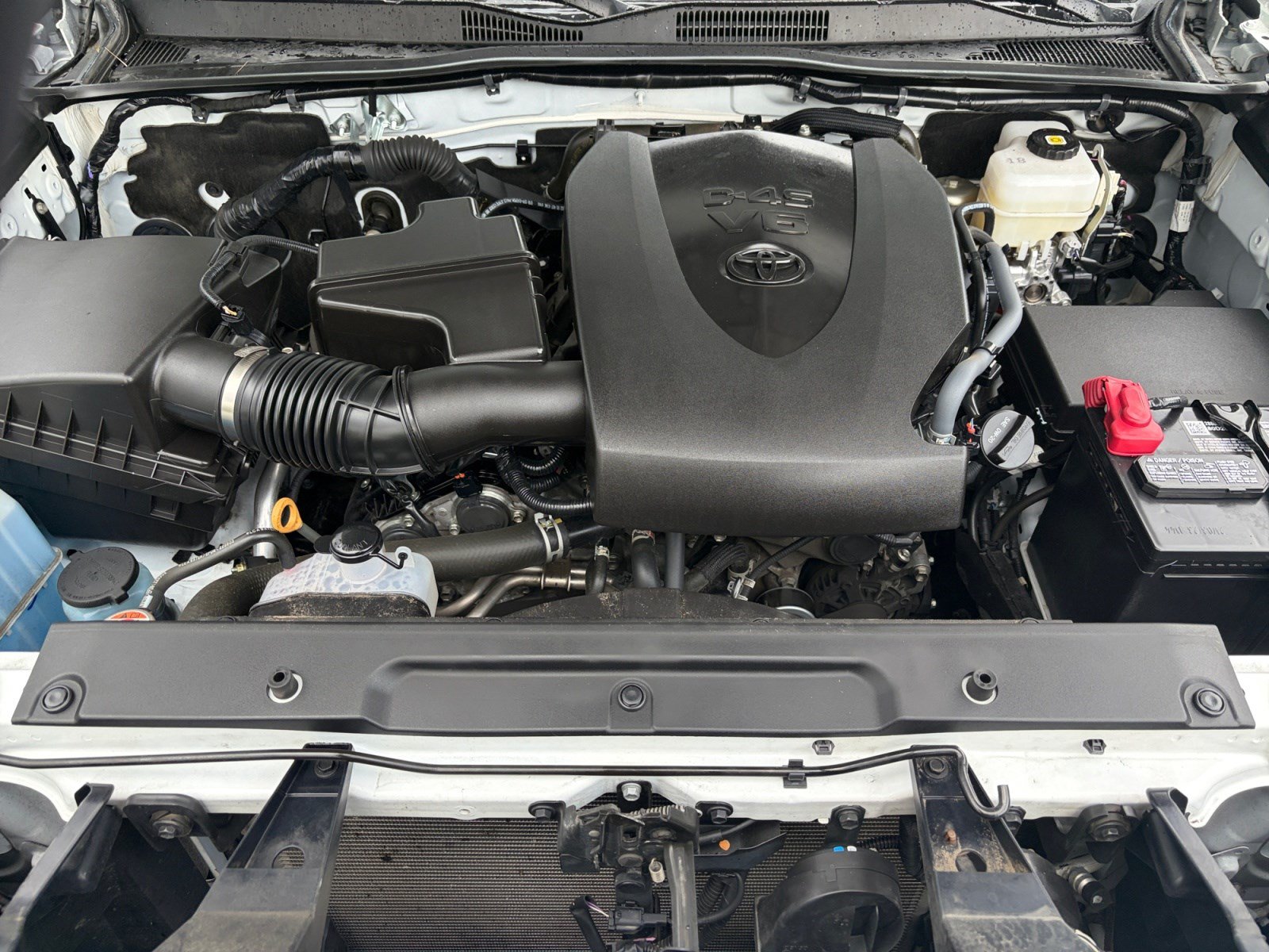 Used 2023 Toyota Tacoma TRD Off-Road w/ Technology Package AWD/4WD image 31