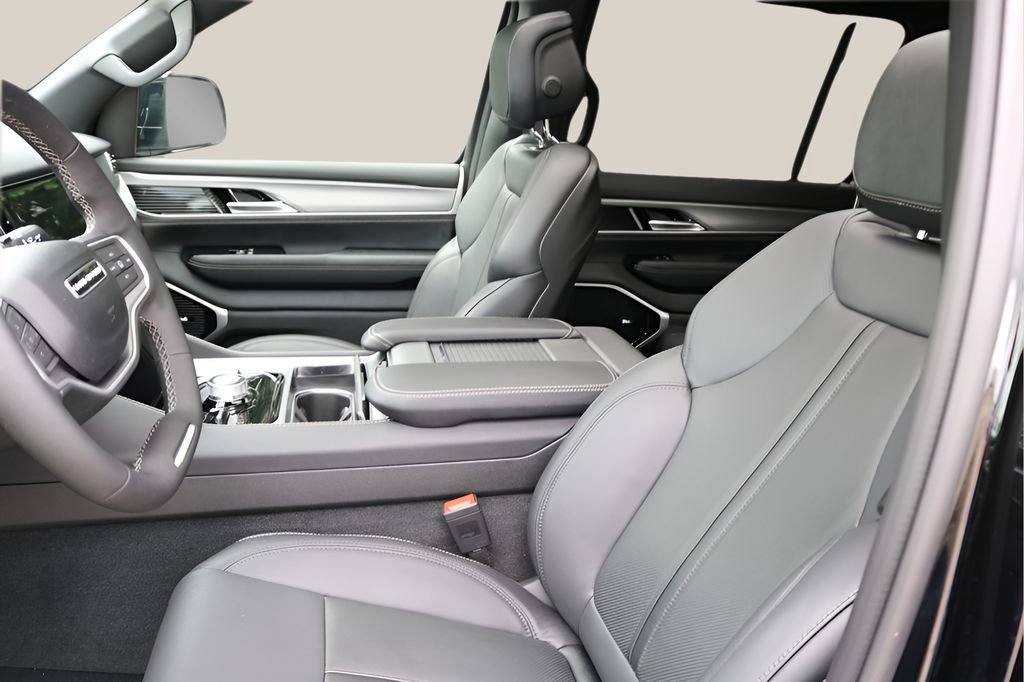 New 2026 Jeep Grand Wagoneer Limited AWD/4WD image 11