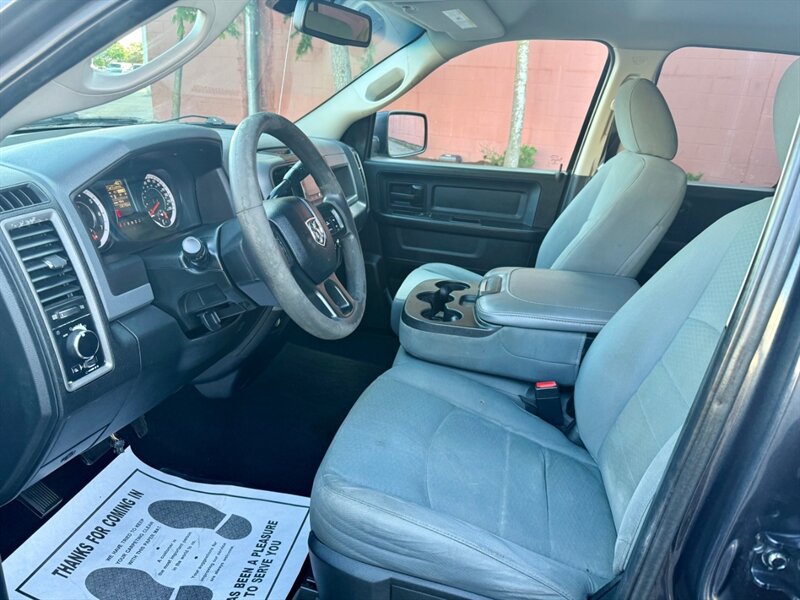 Used 2018 RAM 1500 ST AWD/4WD image 9