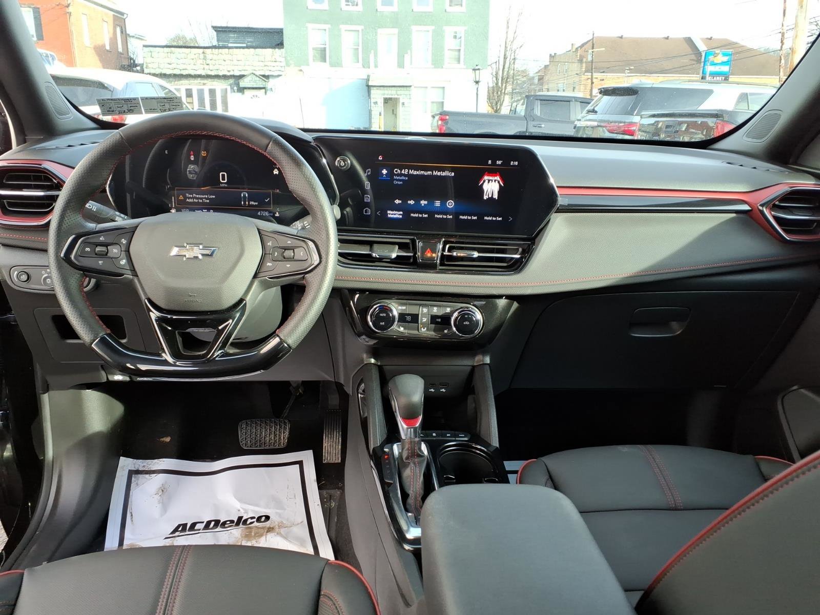 Certified 2025 Chevrolet TrailBlazer RS w/ Convenience Package image 12