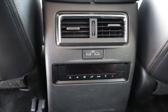 Used 2024 MAZDA CX-90 3.3 Turbo w/ Preferred Plus AWD/4WD image 19
