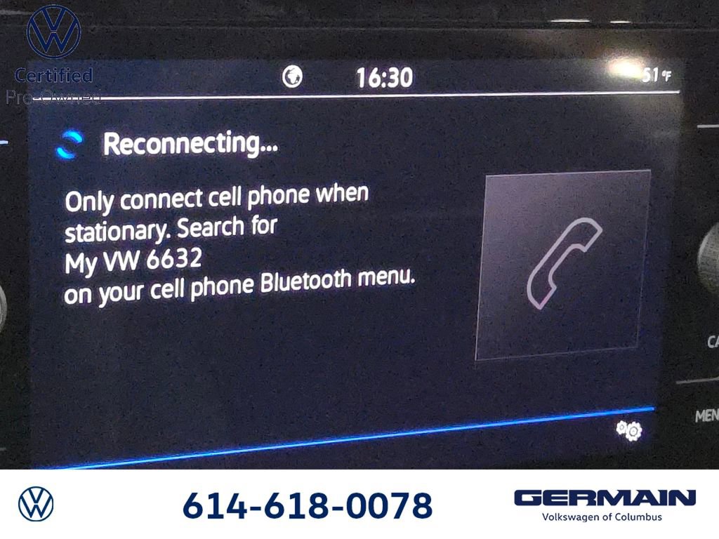 Used 2025 Volkswagen Taos SE image 28
