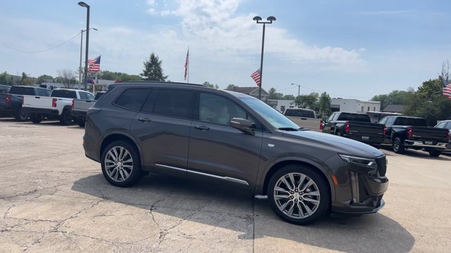 Used 2020 Cadillac XT6 Sport AWD/4WD image 2