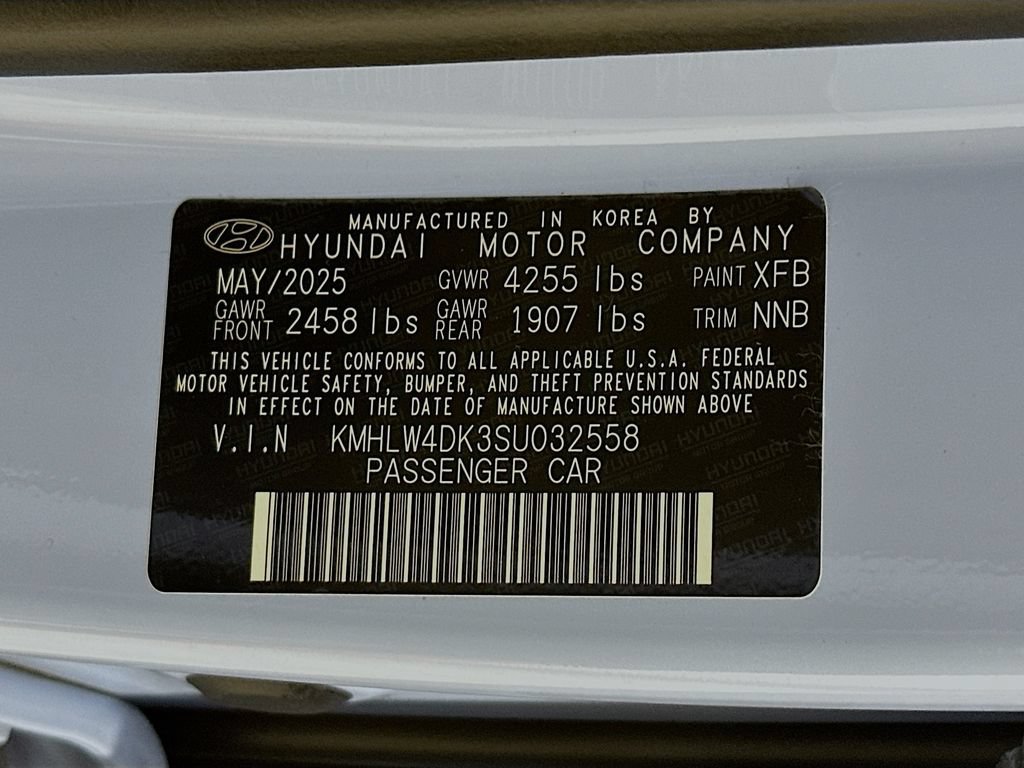 Used 2025 Hyundai Elantra N FWD image 27