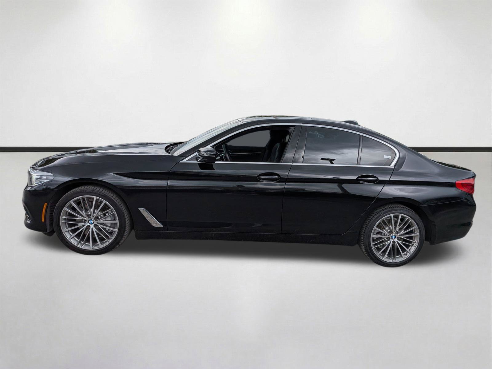 Used 2020 BMW 530i w/ Convenience Package RWD image 7