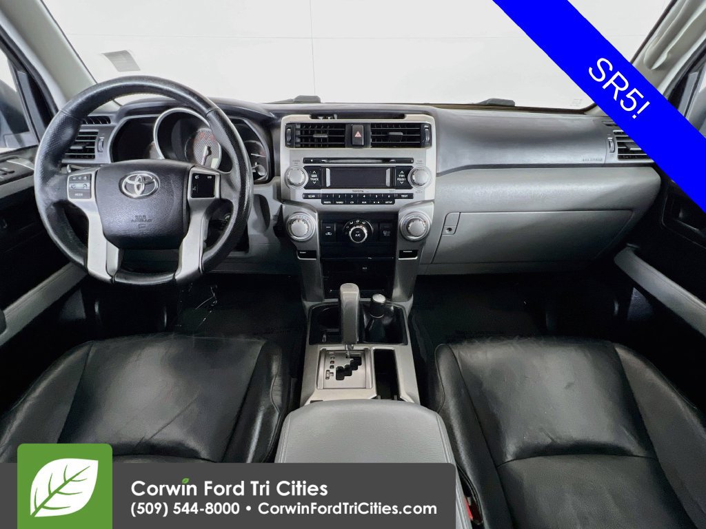 Used 2011 Toyota 4Runner SR5 w/ Premium Pkg w/Leather AWD/4WD image 6