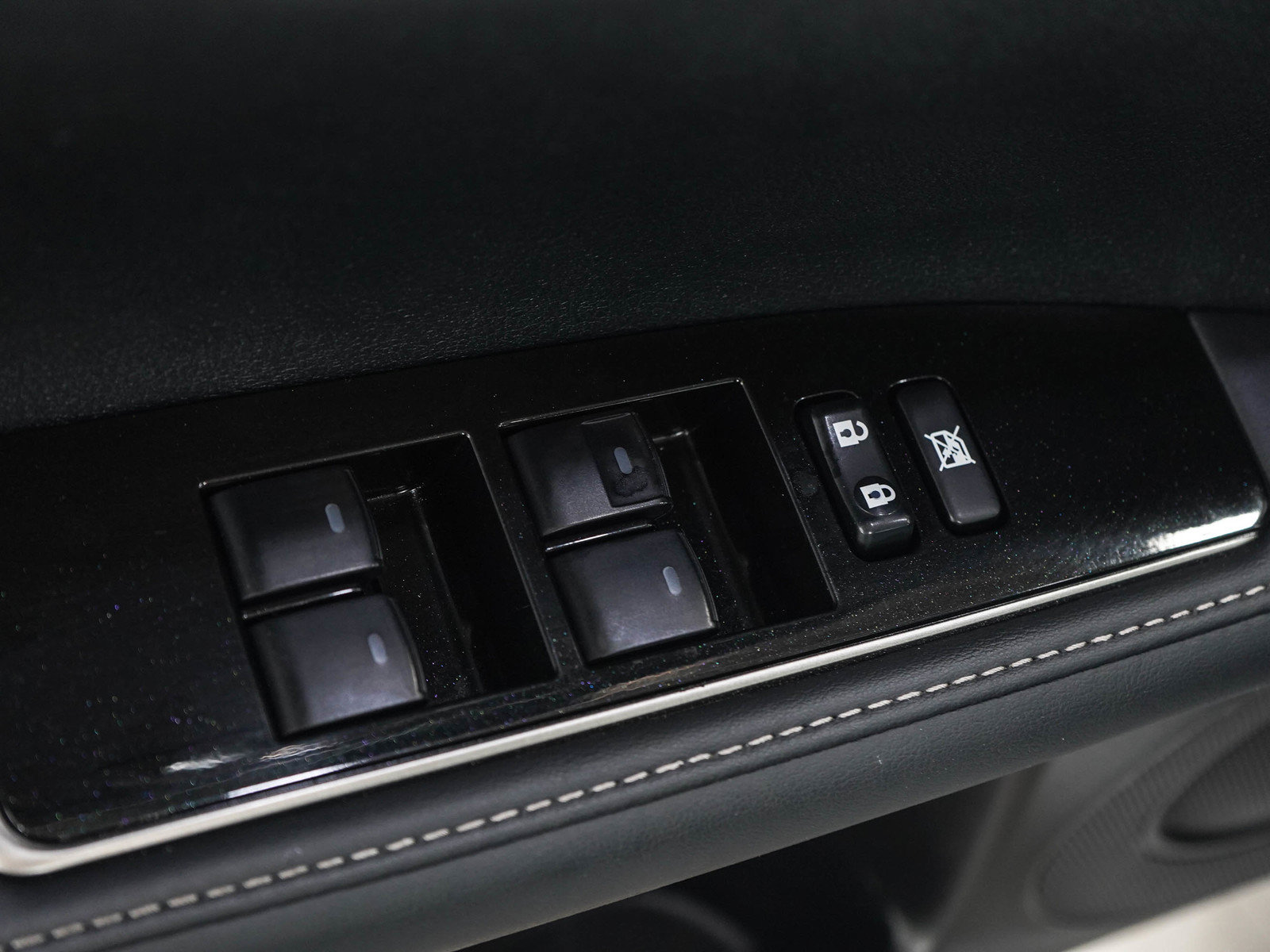 Used 2017 Lexus ES 350 w/ Luxury Package FWD image 37