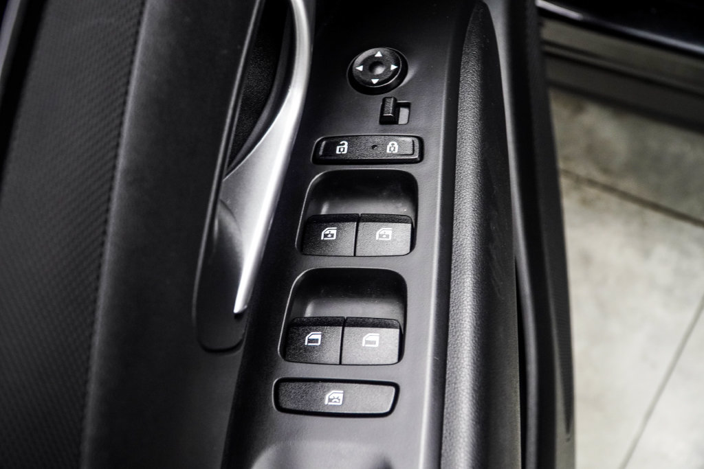 Used 2024 Hyundai Santa Cruz SEL w/ Activity Package FWD image 39